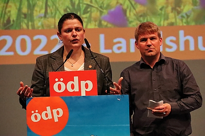 Agnes Becker (ÖDP) und Tobias Ruff (ÖDP)
