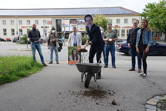 ÖDP beim Spatenstich am Landshuter Hauptbahnhof