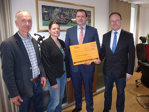 Spendeübergabe der ÖDP BY an Hochwasserhilfe